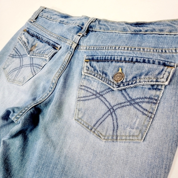 AEROPOSTALE ♡ Sweet Denim Faded 'n Distressed Authentic Flare Blue Jeans 9/10R - Picture 3 of 16